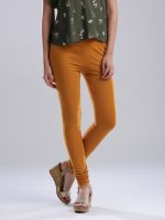 70% Off on Women Leggings Starts from Rs. 179- Myntra