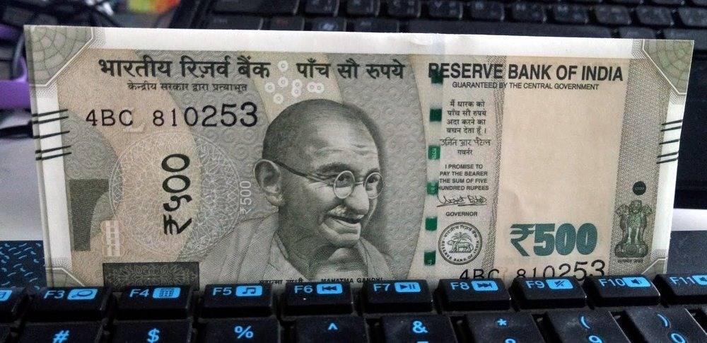 Rs 50,000+ Cash Withdrawal Can Be Taxed From Now On; Rs 1000 Subsidy For Buying SmartPhones Proposed