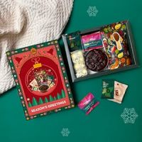 GO DESi Christmas Gifts Box | Plum Cake | Christmas Decor Lights | Choco Paan | Dry Fuits Bar | New Year Gifts | Seasons Greetings Gift | Corporate Gift For Employee- Amazon