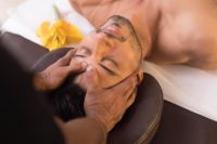 [Select Cities] Free Head, Neck & Shoulder Massage on UrbanClap on 200 Supercoins- Flipkart